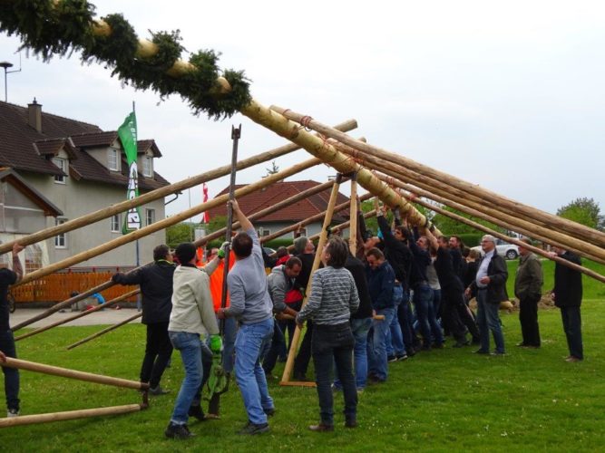 Maibaum aufstellen 2019